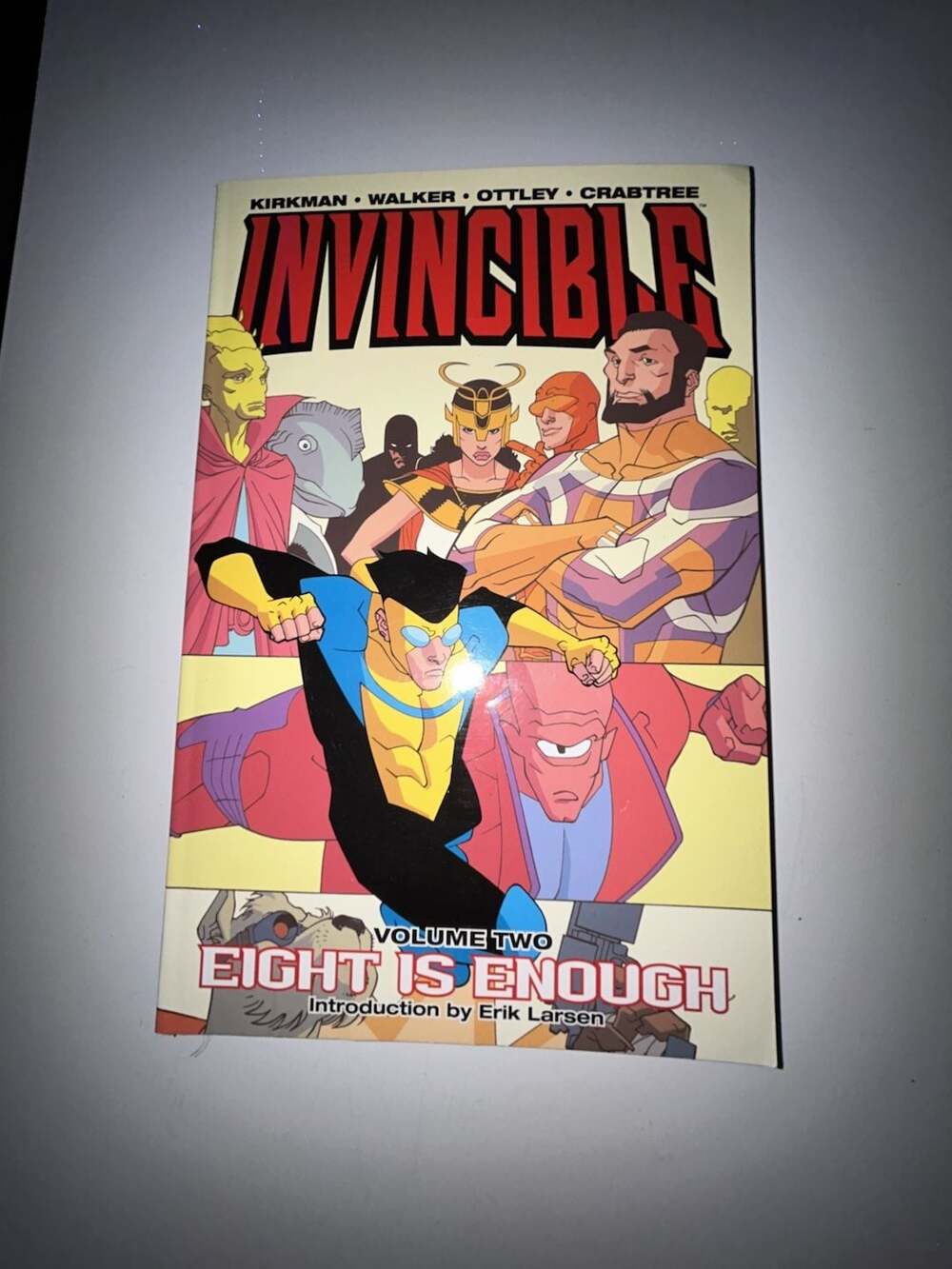 Invincible Vol. 2: Eight Is Enough Graphic Novel